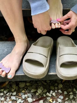 Best CORREC01 Correct Toes Sport