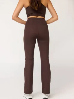 Hot EASEDK01 Girlfriend Collective Compressive Flare Legging - Driftwood