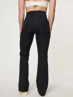 Discount EASEDK01 Girlfriend Collective Rib Flare Legging - Black