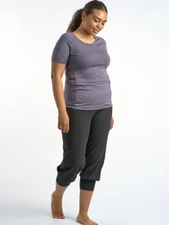 Discount FINEKN03 Gossypium Aspire Cropped Harem Pants - Black