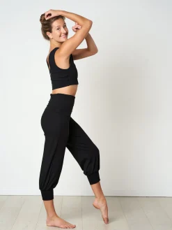 Discount FINEKN03 Gossypium Aspire Cropped Harem Pants - Black