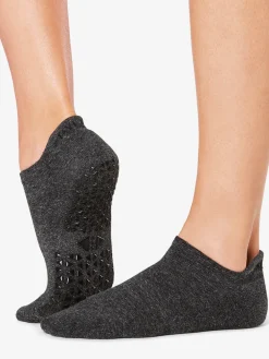 New YOGAMA02 Tavi Noir Savvy Grip Socks - Shadow