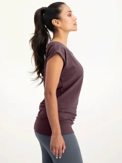 Best URBANG01 Urban Goddess Asana Yoga Tee - Berry