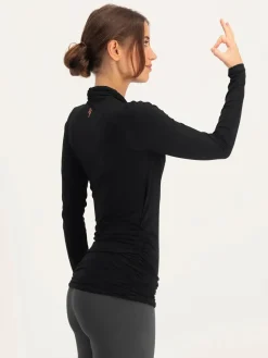 Hot URBANG01 Urban Goddess Good Karma Long Sleeve Yoga Top - Onyx Black