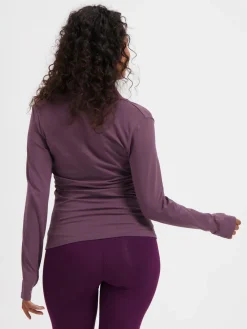 URBANG01 Urban Goddess Ishtar Long Sleeve Yoga Top - Berry