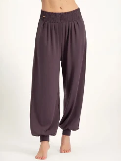 Outlet URBANG01 Urban Goddess Jaya Harem Yoga Pants - Berry