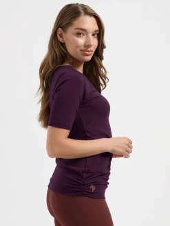 Best URBANG01 Urban Goddess Kami Yoga Tee - Bloom