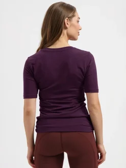Best URBANG01 Urban Goddess Kami Yoga Tee - Bloom