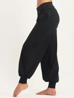 URBANG01 Urban Goddess Rhea Yoga Pants - Onyx Black