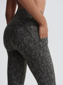 Clearance VARLEY01 Varley Move High Pocket Legging 25 - Obsidian Dew