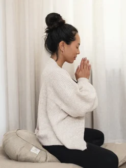 Discount LOYALE01 Yogamatters Hemp Buckwheat Zafu Meditation Cushion - Natural