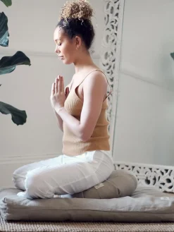 Discount Yogamatters Hemp Meditation Kit Natural