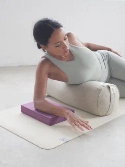 Clearance LOYALE01 Yogamatters Hemp Round Bolster