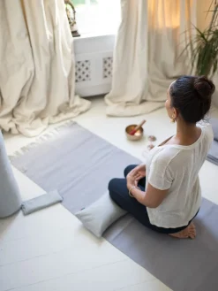 New LOYALE01 Yogamatters Organic Cotton Yoga Mat